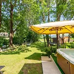 Holiday home Amazing In With Sauna *