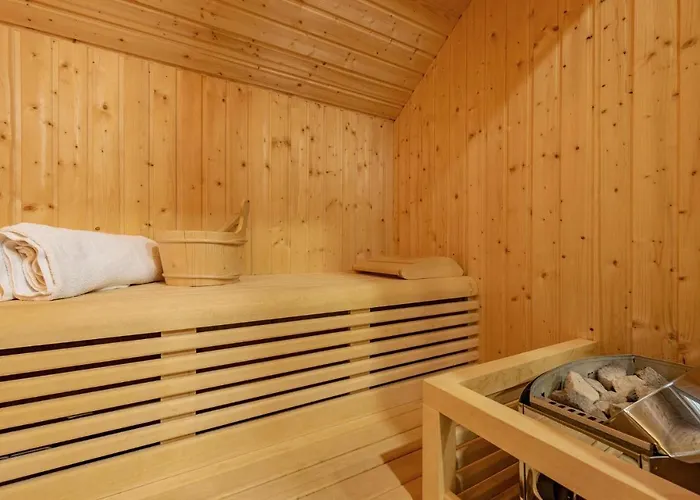 Pet Friendly In With Sauna Дом отдыха Mazin
