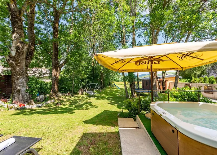 Дом отдыха Pet Friendly In With Sauna *